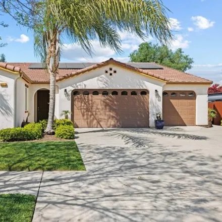 Buy this 4 bed house on 6354 West Modoc Avenue in Visalia, CA 93291