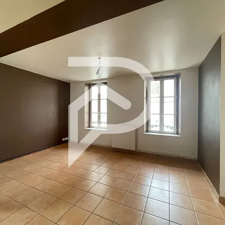 Rent this 3 bed apartment on 17 Cours Raoult in 77100 Meaux, France