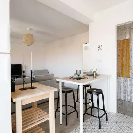 Rent this 3 bed apartment on TODOKINE in Calle de Enrique Borrás, 20