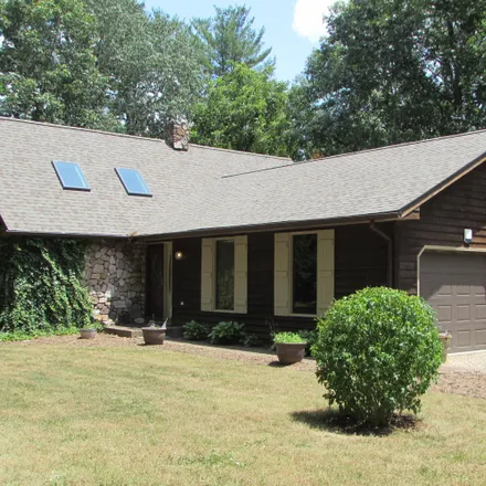 Buy this 4 bed loft on 7502 Dunlap Creek Road in Moss Run, Alleghany County