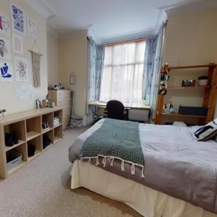 Rent this 5 bed house on Norwood Place in Leeds, LS6 1ED