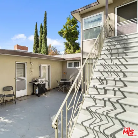 Image 9 - 3419 Rowena Avenue, Los Angeles, CA 90027, USA - Townhouse for sale