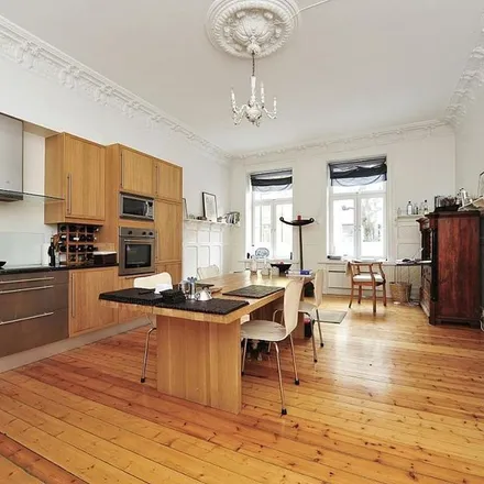 Rent this 3 bed apartment on Oslo Domkirke in Kirkegata, 0154 Oslo