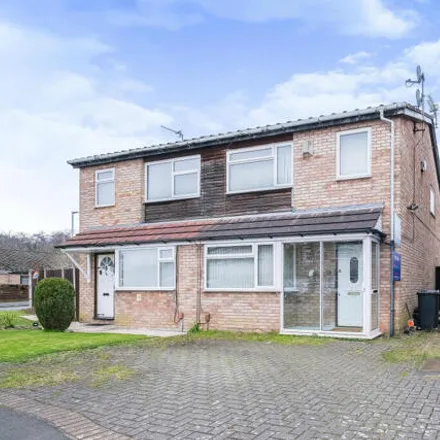 Buy this 3 bed duplex on Mullion Close in Knowsley, L26 7YX