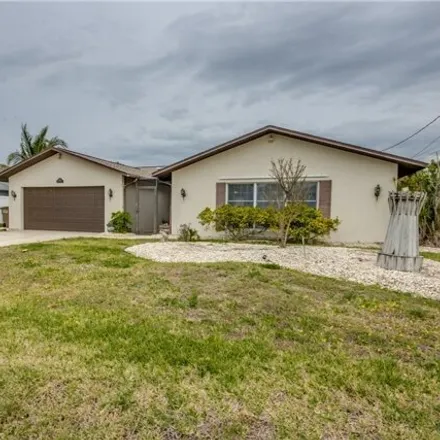 Image 3 - 2243 Everest Pkwy, Cape Coral, Florida, 33904 - House for sale