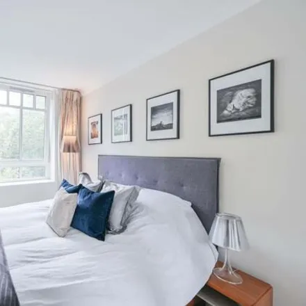 Image 5 - Drake House, 76 Marsham Street, Westminster, London, SW1P 4DR, United Kingdom - Apartment for sale