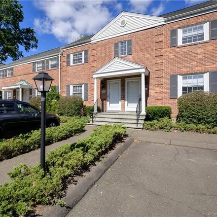 Image 3 - 217 Bridge Street, Ridgeway, Stamford, CT 06905, USA - Condo for sale