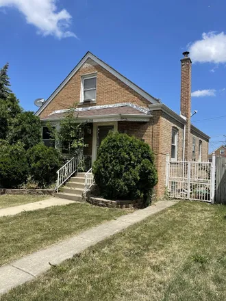 Image 2 - 5301 South Lawndale Avenue, Chicago, IL 60629, USA - House for sale