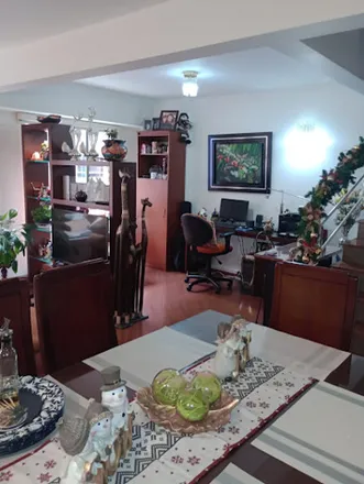 Buy this 3 bed apartment on Centro Educativo Distrital Antonio Nariño in Carrera 32A, Teusaquillo