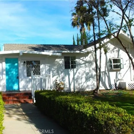 Buy this 3 bed house on 203 East San Antonio Drive in Long Beach, CA 90807