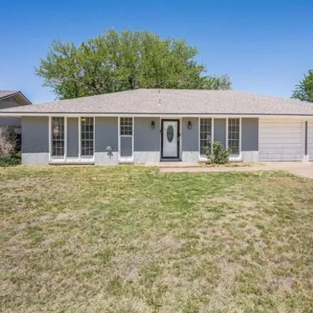 Buy this 3 bed house on 5114 Temple Drive in Amarillo, TX 79110