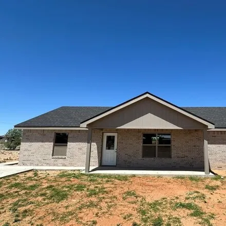 Buy this 3 bed house on 866 Southwest Avenue K in Seminole, TX 79360