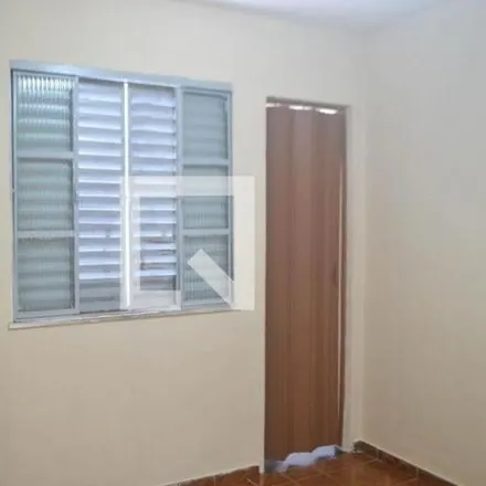 Rent this 1 bed apartment on Rua Alvorada in Califórnia, Nova Iguaçu - RJ