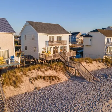 Image 6 - 1196 New River Inlet Road, North Topsail Beach, NC 28460, USA - House for sale