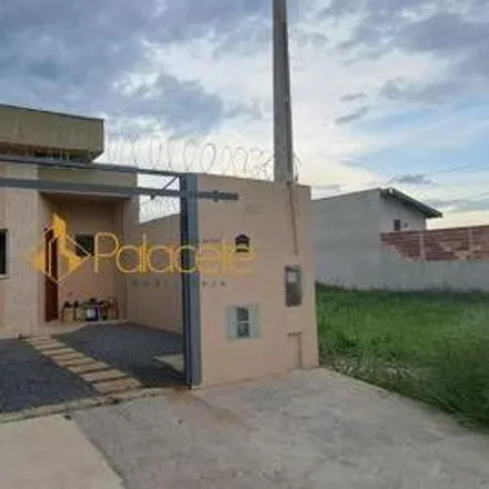Buy this 2 bed house on Rua Professor Paulo César Pestana in Galega, Pindamonhangaba - SP