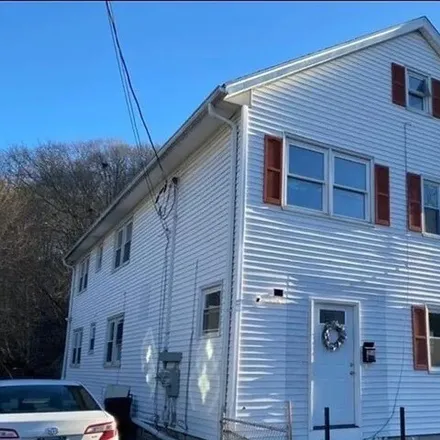 Rent this 3 bed apartment on 252 North State Street in Ansonia, CT 06401