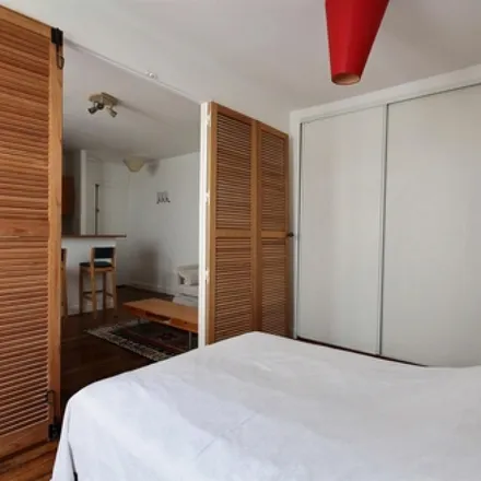 Image 3 - 27 Rue Malar, 75007 Paris, France - Apartment for rent