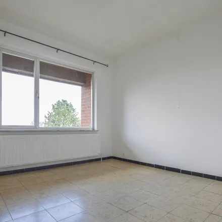 Image 2 - Rue du Centre 181, 6040 Charleroi, Belgium - Apartment for rent