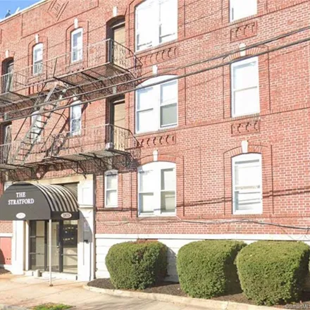 Rent this 2 bed apartment on 1874 Stratford Avenue in Mill Hill, Bridgeport
