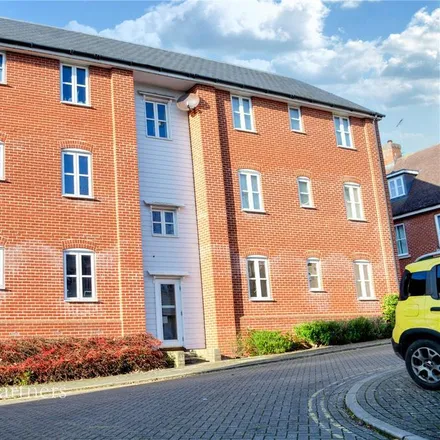 Rent this 2 bed apartment on Groves Close in Colchester, CO4 5BP
