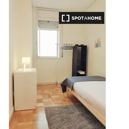 Rent this 7 bed room on Rua das Artes Gráficas in 4100-173 Porto, Portugal
