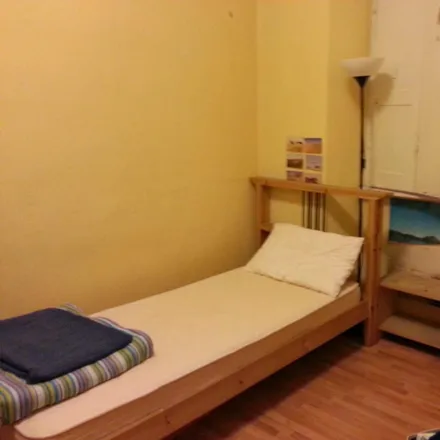 Rent this 2 bed room on Piazza Ghirlandaio in Via Parmigianino, 20146 Milan MI