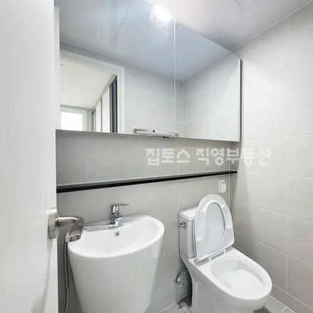 Image 6 - 서울특별시 송파구 방이동 163 - Apartment for rent