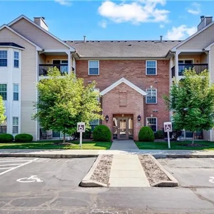 Buy this 2 bed condo on 4422 Abbey Court in Bridgetown, OH 45248
