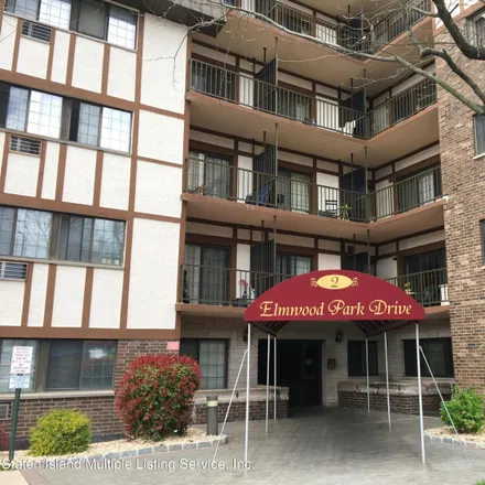 Buy this 1 bed apartment on 2 Elmwood Park Drive in New York, NY 10314