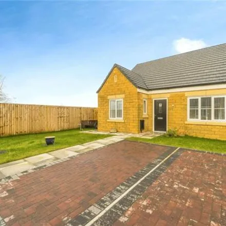 Buy this 3 bed house on unnamed road in Colne, BB8 8FG