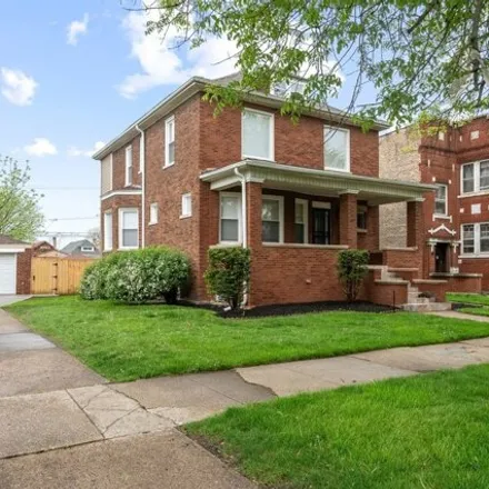 Buy this 5 bed house on 7230 South Michigan Avenue in Chicago, IL 60621