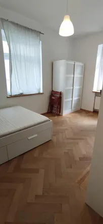 Rent this 2 bed apartment on Nymphenburger Straße 107 in 80636 Munich, Germany