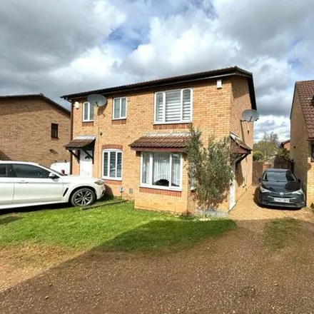 Buy this 2 bed duplex on Probyn Close in Northampton, NN3 5LN