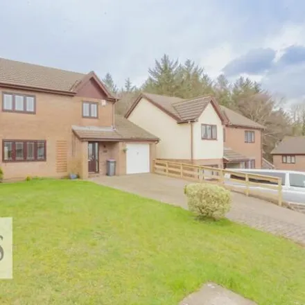 Buy this 4 bed house on Daffodil Court in Cwmbran, NP44 6JF