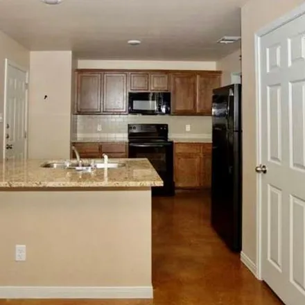 Image 8 - 225 East Beeline Lane, Harker Heights, TX 76548, USA - Apartment for rent