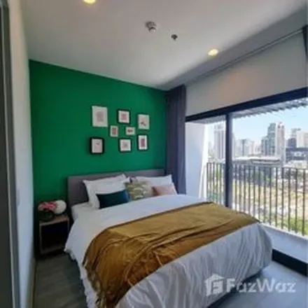 Rent this 2 bed apartment on Soi Sukhumvit 63 in Vadhana District, 10110