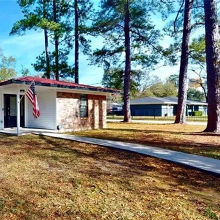 Buy this 3 bed house on 980 South Franklin Avenue in Cleveland, TX 77327