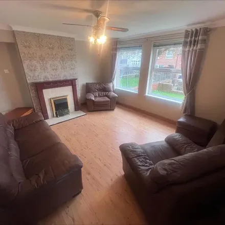 Rent this 4 bed apartment on Boodles Hill in Belfast, BT14 8QU