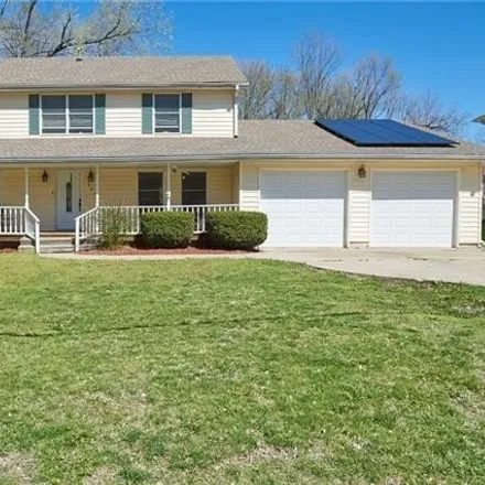 Buy this 3 bed house on 467 Liberty Street in Smithville, MO 64089