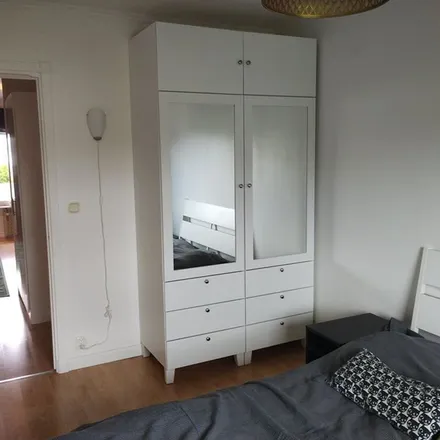 Rent this 6 bed apartment on Sigfrid Edströms gata in 724 65 Västerås, Sweden