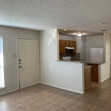 Image 5 - Edgemont Drive, San Antonio, TX 78247, USA - Apartment for rent