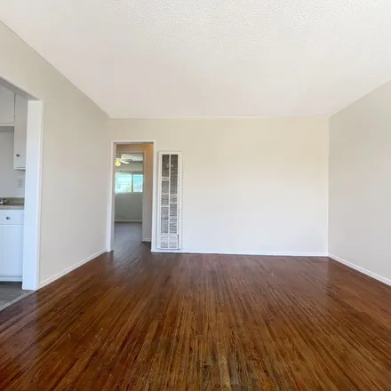 Image 7 - 1407 Martin Luther King Junior Avenue, Long Beach, CA 90813, USA - Apartment for rent