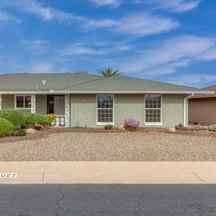 Rent this 3 bed house on 14022 North Whispering Lake Drive in Sun City, AZ 85351