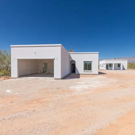 Buy this 3 bed house on 13799 East Pocketknife Drive in Pima County, AZ 85641