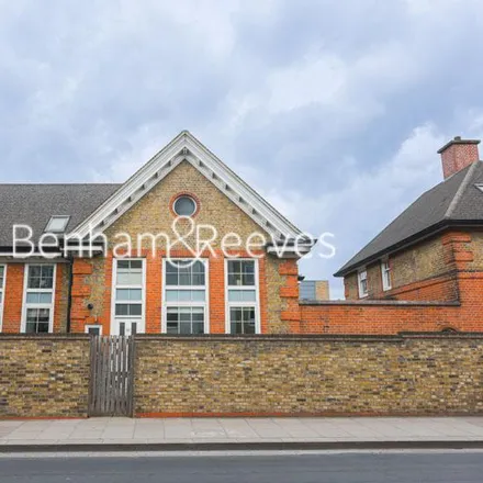 Image 6 - Sequoia House, 191 Townmead Road, London, SW6 2JX, United Kingdom - Apartment for rent