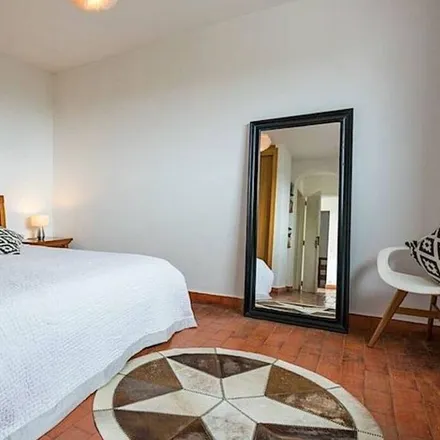 Rent this 5 bed house on 8400-515 Lagoa e Carvoeiro
