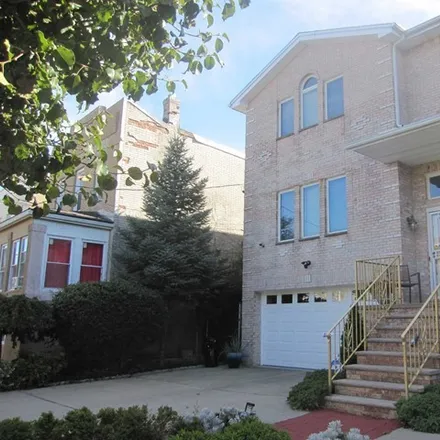 Image 3 - 248 Riverview Place, Cliffside Park, NJ 07010, USA - Townhouse for sale