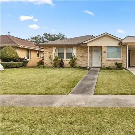 Buy this 2 bed house on 221 North Bengal Road in Westgate, Metairie