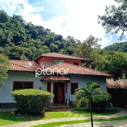 Buy this 7 bed house on Rua Doutor Agostinho Goulao in Glória, Petrópolis - RJ