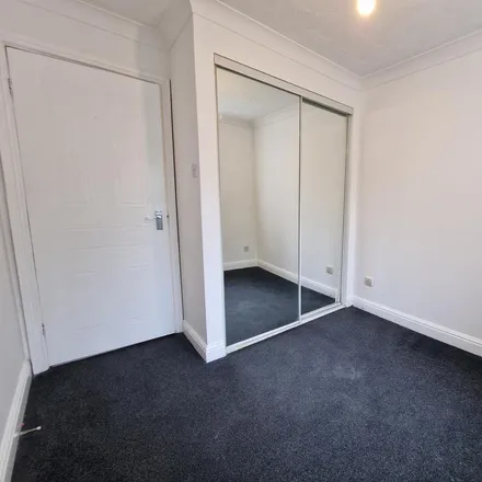 Image 7 - Euston Grove, Oxton Village, CH43 5RE, United Kingdom - Apartment for rent